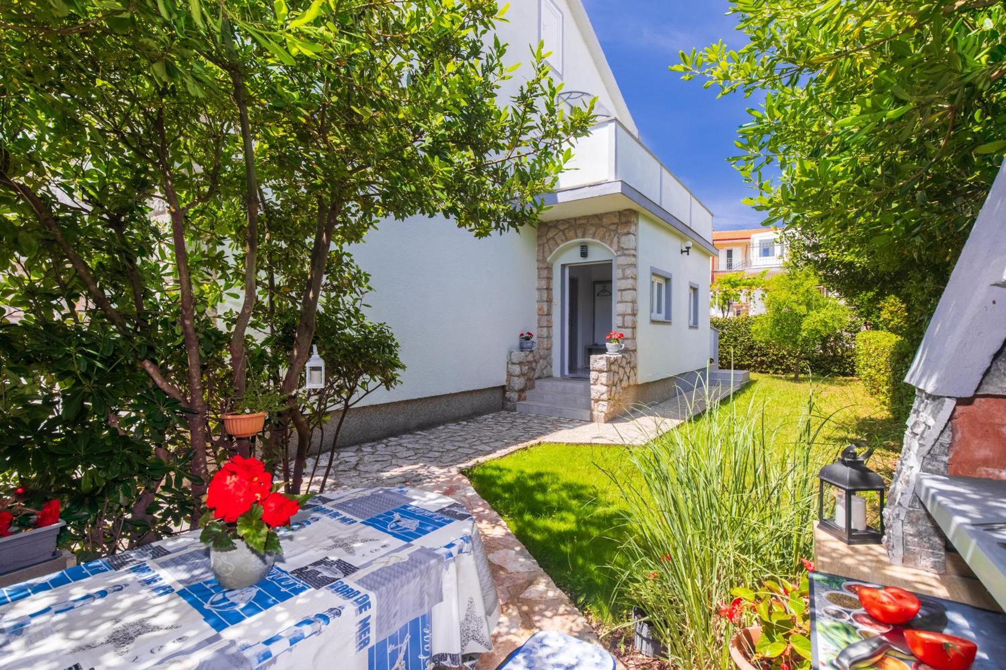 Apartment Tina With Seaview Krk Town